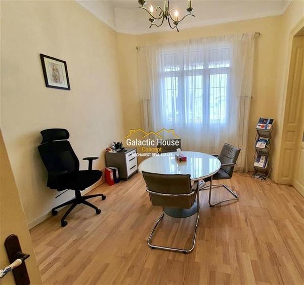 Casă cu 5 camere cu Teren 177 Mp în Dacia