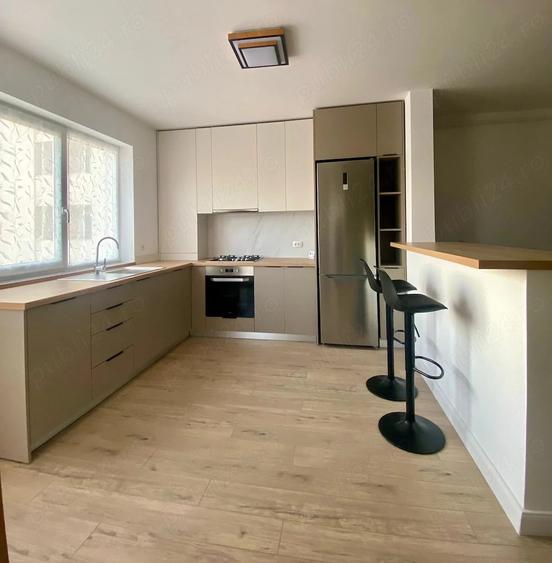 Apartament cu 2 camere semidecomandat în Florești