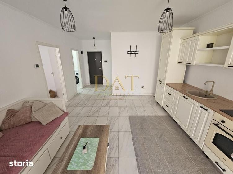 Apartament cu 2 camere semidecomandat în Chinteni