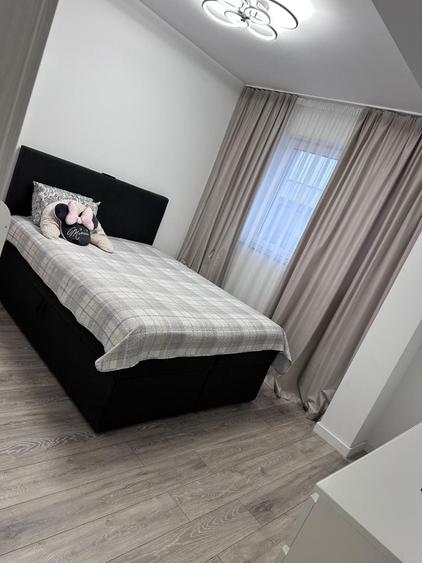 Apartament cu 2 camere decomandat în Dobroești