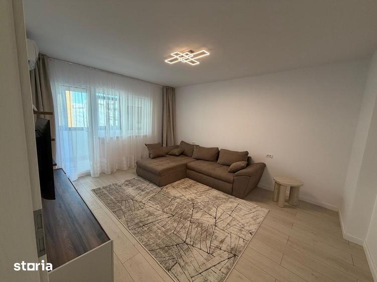 Apartament cu 2 camere decomandat, mobilat în Central