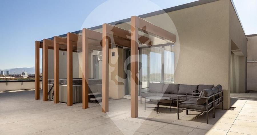 Apartament cu 4 camere decomandat, mobilat în 13 Decembrie