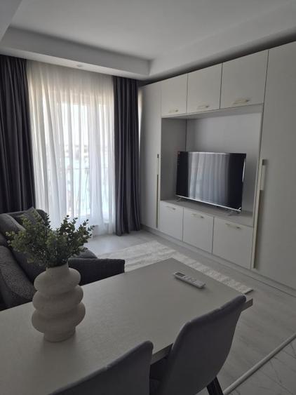 Apartament cu 2 camere semidecomandat, mobilat în Ștefăneștii de Jos