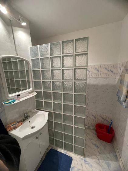 Apartament cu 3 camere decomandat în Șelimbăr