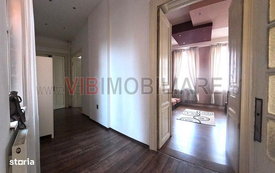 Apartament cu 3 camere decomandat în Parcul Carol