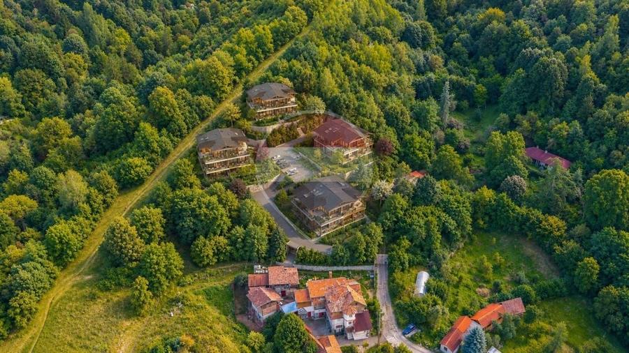 Teren Construcții intravilan de 3094 mp, în Schei