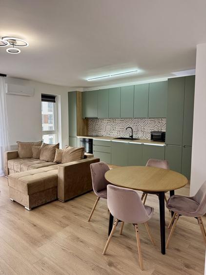 Apartament cu 2 camere decomandat în Central