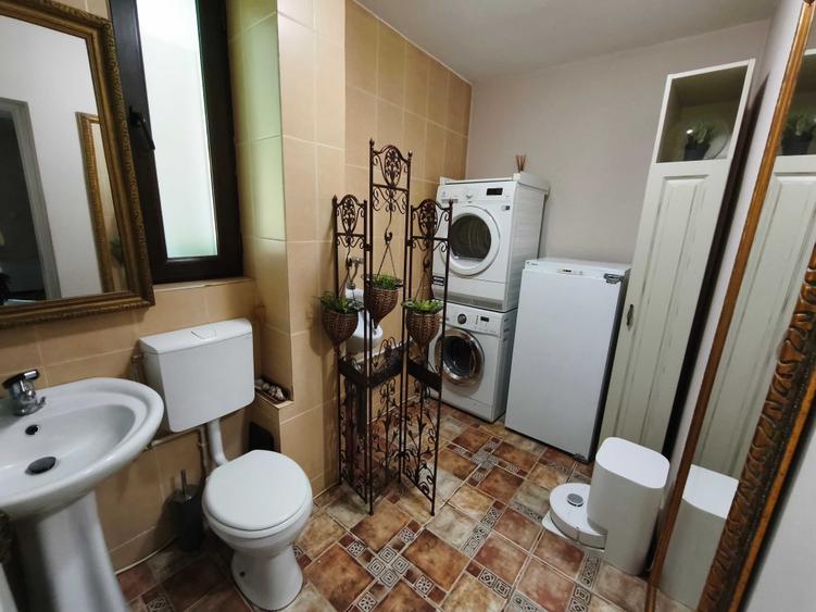 Casă cu 4 camere în Copou