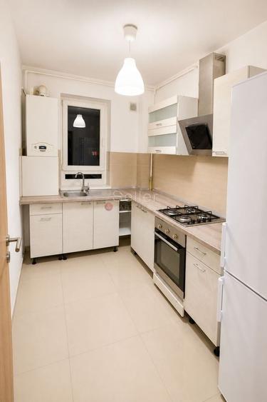 Apartament cu 2 camere decomandat, mobilat în Tractorul
