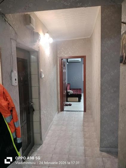 Apartament cu 3 camere decomandat în Vladimirescu