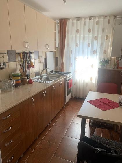 Apartament cu 2 camere decomandat în Electroprecizia