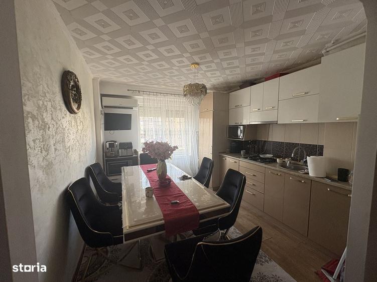 Apartament cu 3 camere în Central