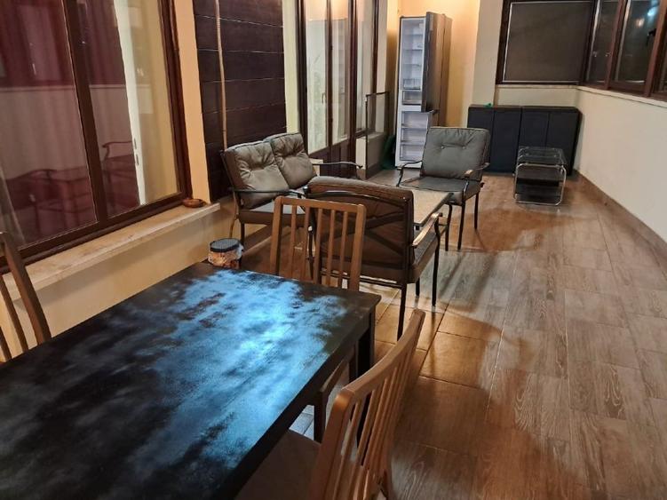 Apartament cu 3 camere decomandat, mobilat în Aviatorilor