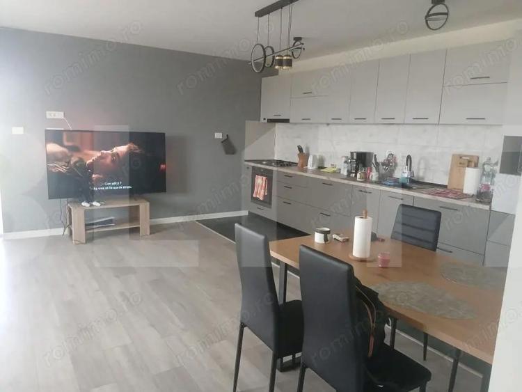 Casă cu 3 camere cu Teren 400 Mp în Parța