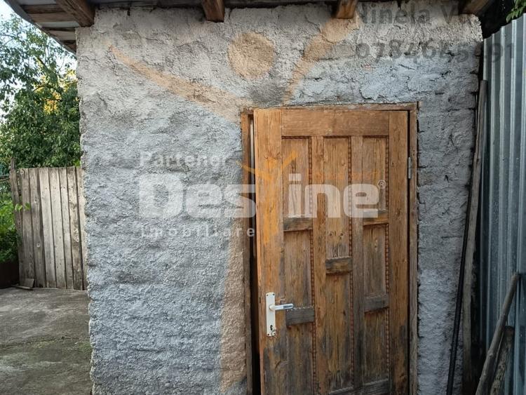 Casă individuală cu 3 camere cu Canalizare în Valea Voievozilor