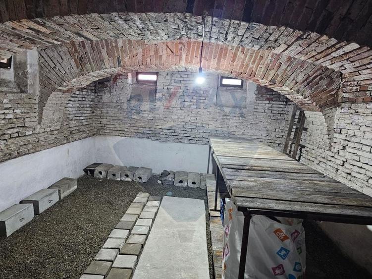 Casă individuală cu 3 camere cu Teren 305 Mp în Central