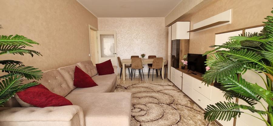 Apartament cu 3 camere decomandat, mobilat în Cug