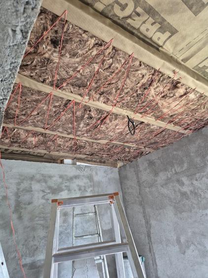 Casă cu 3 camere în Central