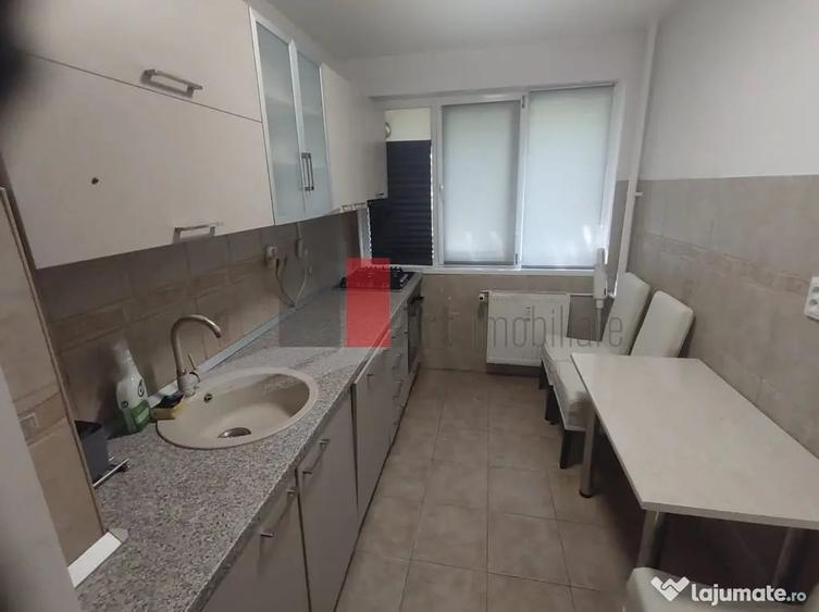 Apartament cu 2 camere semidecomandat în Dristor