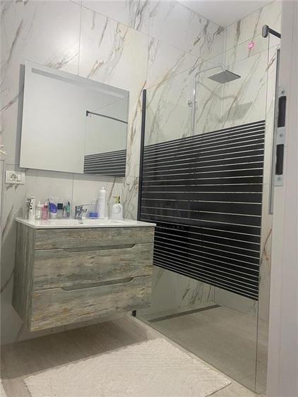 Duplex cu 5 camere cu Canalizare în Moșnița Veche