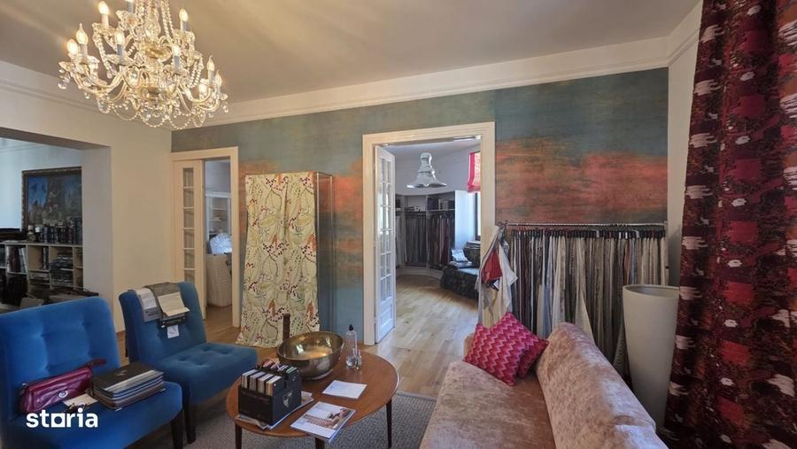 Apartament cu 4 camere în Moșilor