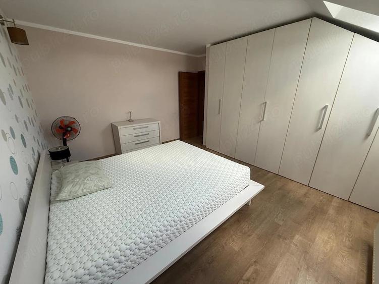 Apartament cu 3 camere decomandat în Dumbrăvița