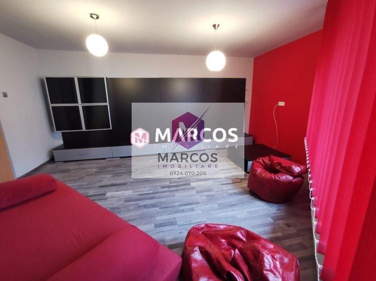 Apartament cu 2 camere decomandat în Micro IV