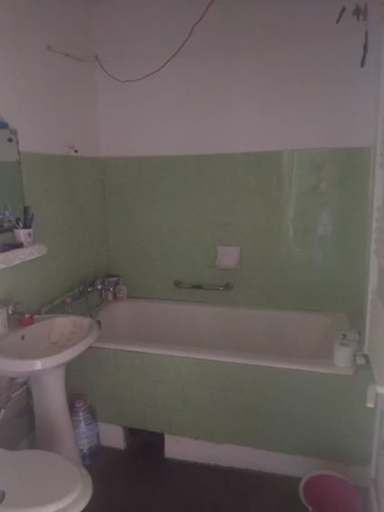 Apartament cu 2 camere semidecomandat în Abator