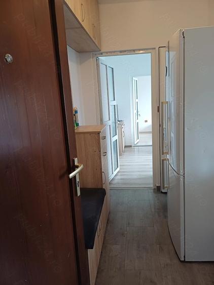 Apartament cu 2 camere semidecomandat în Nufărul