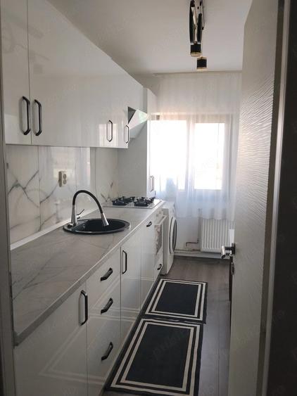 Apartament cu 2 camere decomandat în Ultracentral