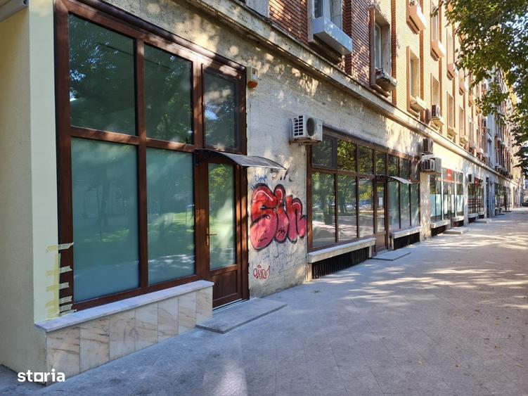 Spațiu comercial, de 76 mp, în Central