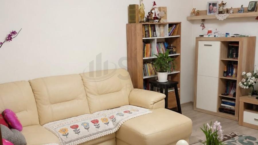 Casă cu 5 camere cu Teren 120 Mp în Colentina