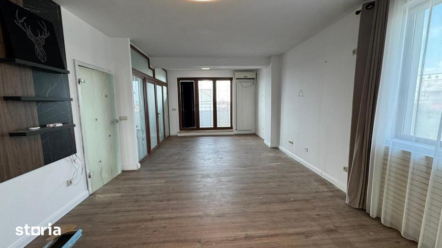 Apartament cu 3 camere în Lunei