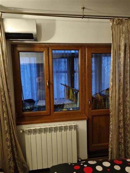 Apartament cu 3 camere decomandat, mobilat în Podu Roș