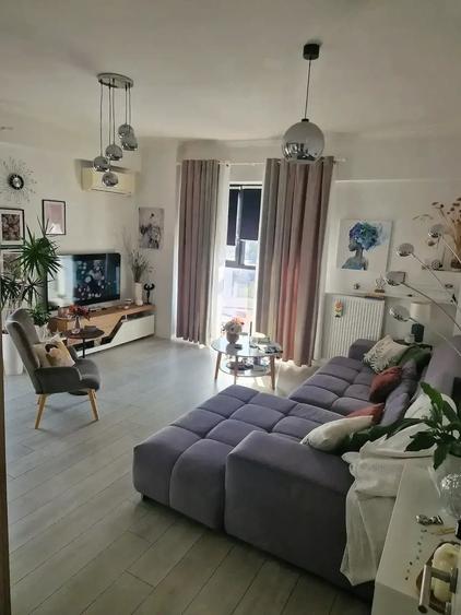 Apartament cu 2 camere decomandat în Energia