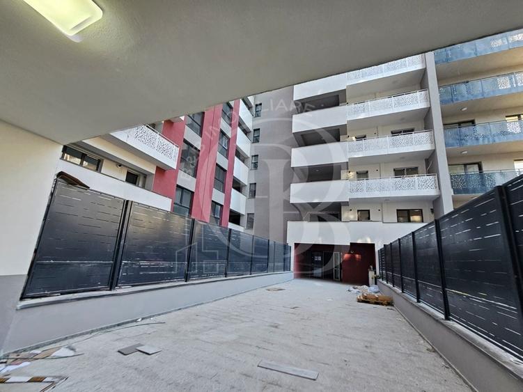 Apartament cu 4 camere decomandat în Theodor Pallady