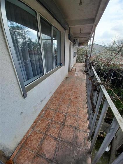Casă cu 6 camere cu Teren 350 Mp în Apollo