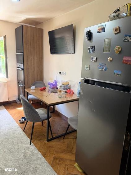 Apartament cu 4 camere decomandat în Gorjului