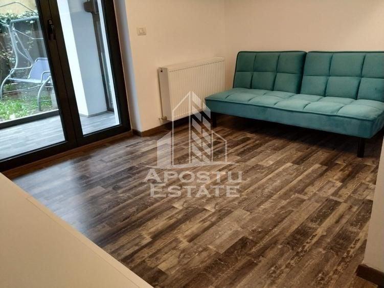Apartament cu 2 camere semidecomandat, mobilat în Dumbrăvița