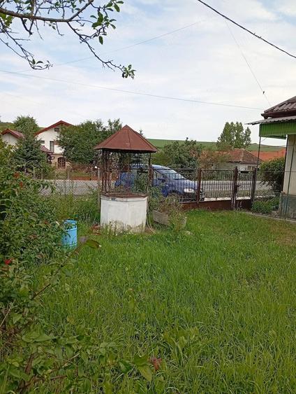 Casă cu 2 camere cu Teren 600 Mp în Cristur-Crișeni