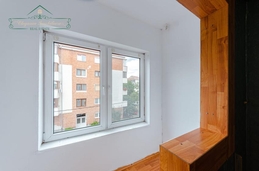 Apartament cu 3 camere, zona Alfa, Arad - 10