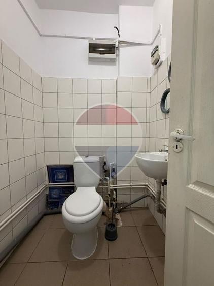 Spațiu comercial, de 35 mp, în Central