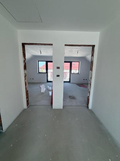 Spațiu comercial, de 126 mp, în Marginea
