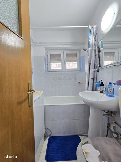 Apartament cu 3 camere decomandat în Giurgiului