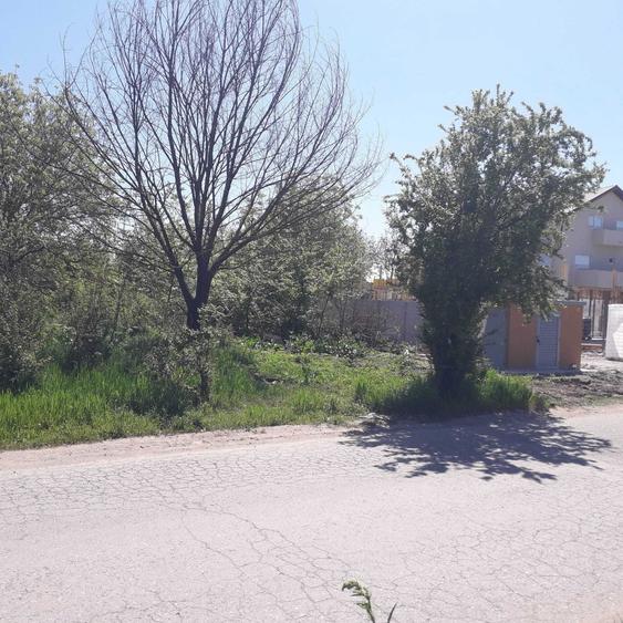 Teren de 2210 mp, în Berceni