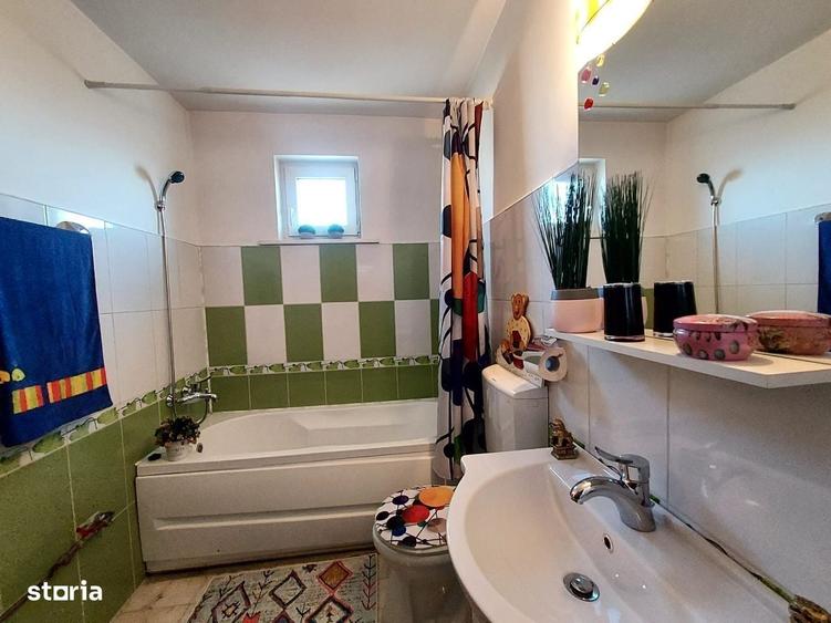 Casă cu 4 camere în Central