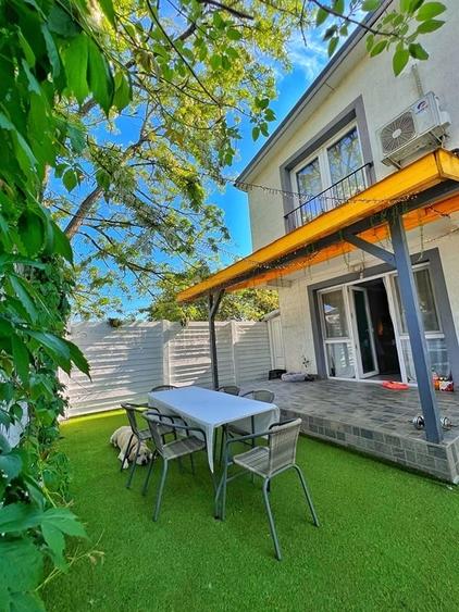 Casă cu 4 camere cu Teren 237 Mp în 1 Decembrie
