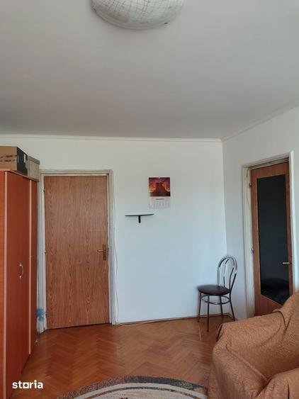 Apartament cu 3 camere în Colentina