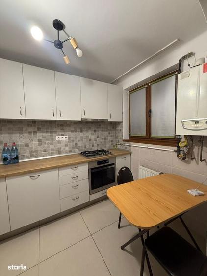 Apartament cu 2 camere semidecomandat în Horea