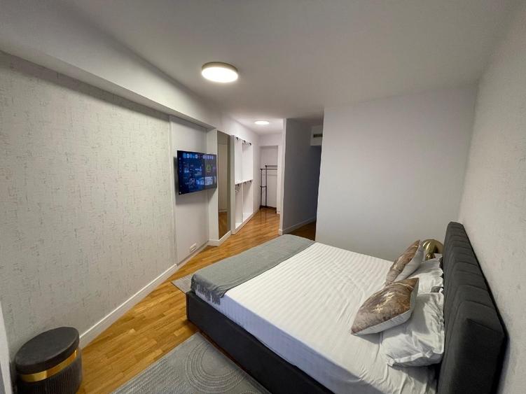 Apartament cu 3 camere decomandat în Herăstrău